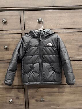 North Face Boys’ Reversible North Down Hooded Jacket - 4T